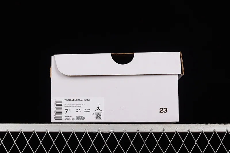 All categories Air Jordan Jordan series basketball shoes Air Jordan 1 Low Air Jordan 1 Low AJ1 Joe 1 red, blue and white swoosh color low-top basketball shoes DC0774-604